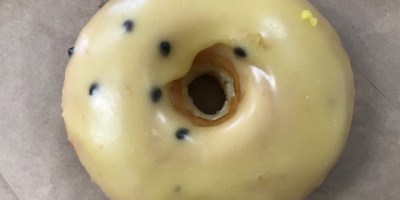 Passionfruit doughnut, Franky & Co